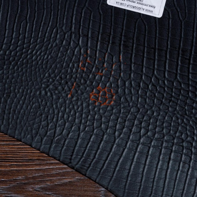 Кожа теленок черный STAMP CROCO 1,0