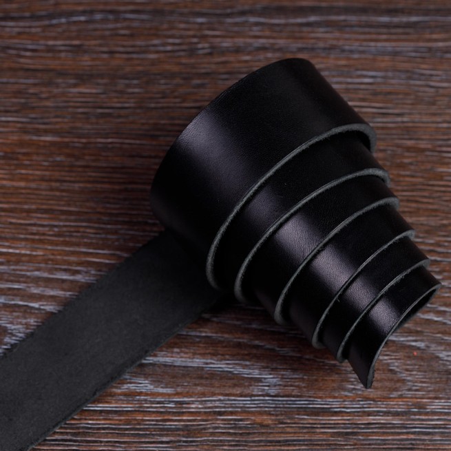 Смуга ремінна VELEZ Vegetale чорний Італія