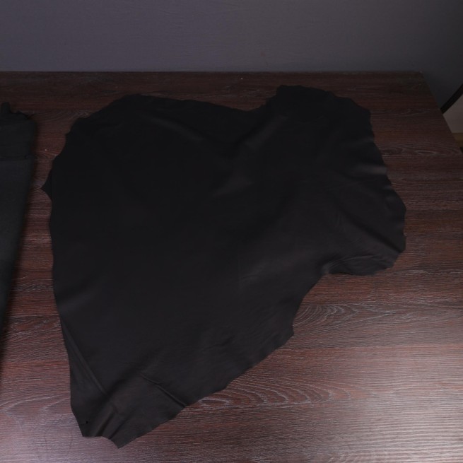 Шкіра одягова овчина ЕМІЛІЯ чорний мат 0,6 Туреччина