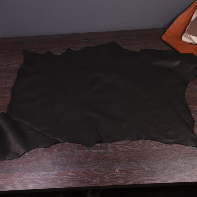 Шкірпідклад яловий чорний ВИРОСТОК 0,8-0,9