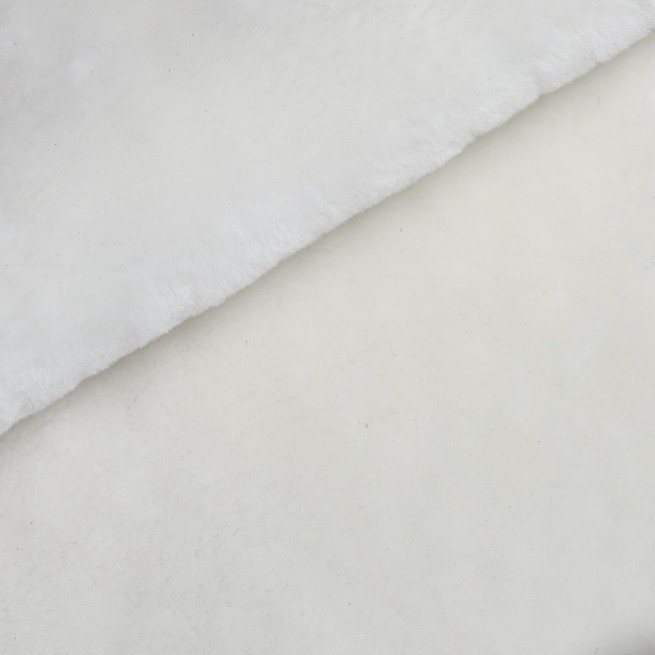 Хутро для одягу біле