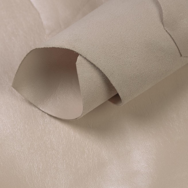 Шкіра баран рожевий блідий FILM PERLA 0,7-0,9