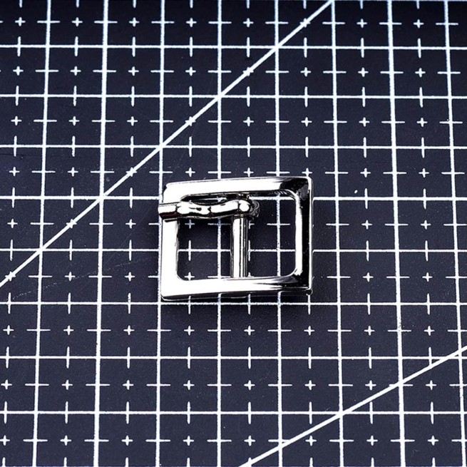 Пряжка НИКЕЛЬ 15 мм тип D1711