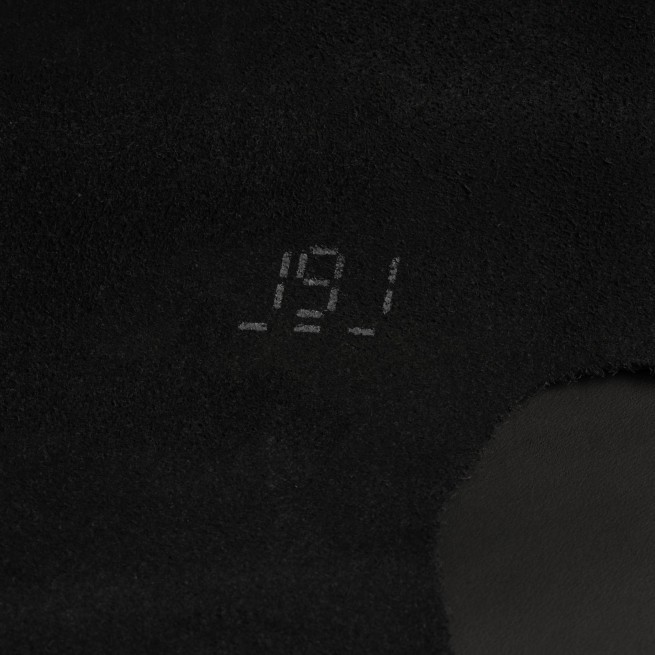 Шкіра ВРХ чорний Крейзі Хорс 1,4-1,6