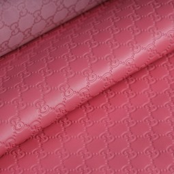 Шматок шкіри рожевий STAMP GUCCI 1,4 мм