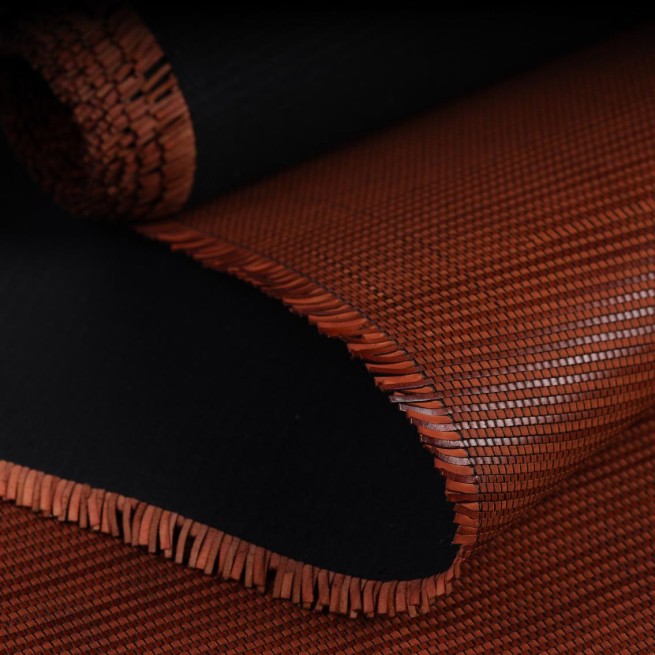 Шкіра ВРХ ПЛЕТІНКА дрібна рулонна коричневий 1,2 мм