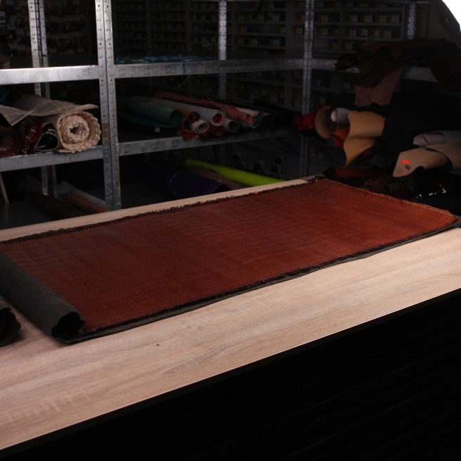 Шкіра ВРХ ПЛЕТЕНА коричнева коньяк рулонна 1,2 мм