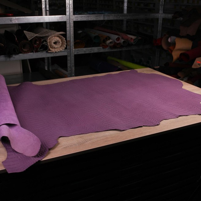 Шкіра ВРХ фіолетовий STAMP CROCO 1,2-1,4 мм